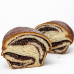 COZONAC TRADITIONAL CU NUCA SI CACAO - imagine 2